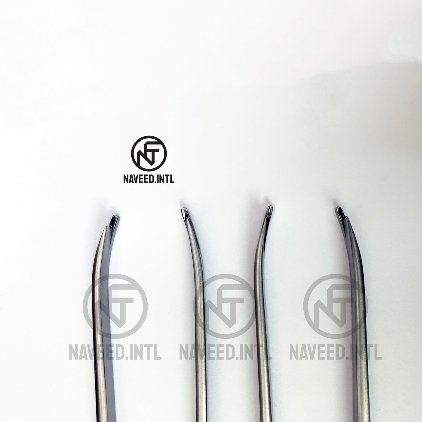 Neivert Anderson Osteotome – Close-Up of Curved Shaft Tips Showing Guarded Beveled Blade Profile Left and Right Sided
